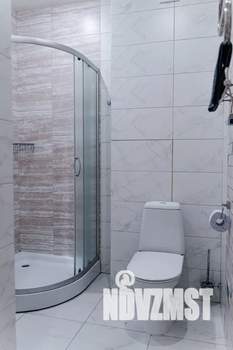 Студия квартира, посуточно, 29м2, 1/3 этаж