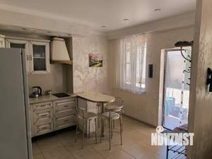 Студия квартира, на длительный срок, 31м2, 1/3 этаж