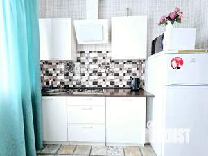 2-к квартира, посуточно, 42м2, 5/8 этаж