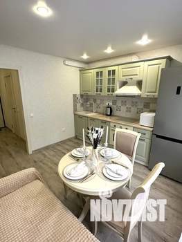 1-к квартира, посуточно, 47м2, 4/10 этаж