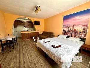 1-к квартира, посуточно, 40м2, 1/3 этаж
