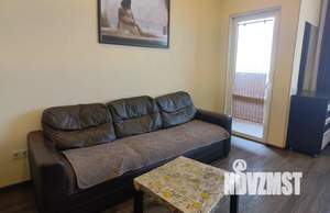 Студия квартира, посуточно, 35м2, 18/19 этаж