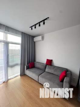 Студия квартира, посуточно, 30м2, 1/7 этаж
