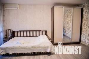 1-к квартира, посуточно, 32м2, 3/5 этаж