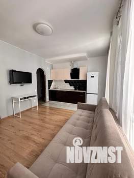 1-к квартира, посуточно, 35м2, 4/10 этаж