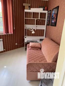 Студия квартира, посуточно, 38м2, 1/9 этаж