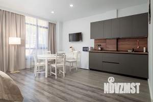 Студия квартира, посуточно, 40м2, 4/7 этаж