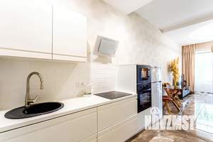 1-к квартира, посуточно, 59м2, 1/30 этаж