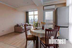 1-к квартира, посуточно, 56м2, 1/1 этаж
