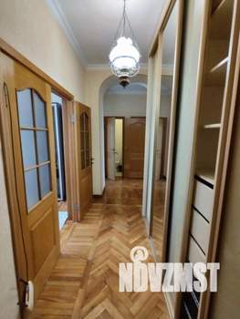 3-к квартира, посуточно, 65м2, 1/1 этаж