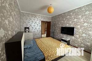 1-к квартира, посуточно, 50м2, 7/10 этаж