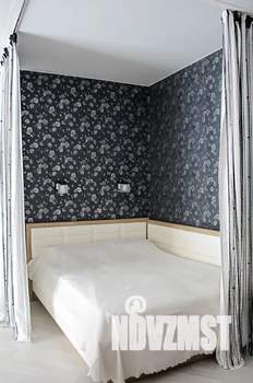 Студия квартира, посуточно, 30м2, 1/4 этаж