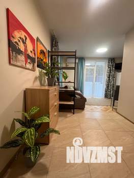 Студия квартира, посуточно, 28м2, 1/6 этаж