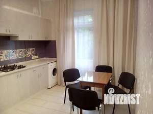 1-к квартира, посуточно, 40м2, 1/3 этаж