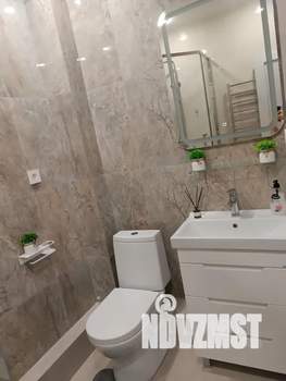1-к квартира, посуточно, 37м2, 9/9 этаж