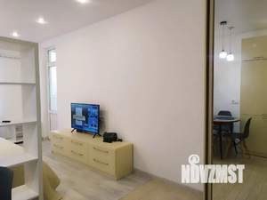 Студия квартира, посуточно, 38м2, 16/25 этаж