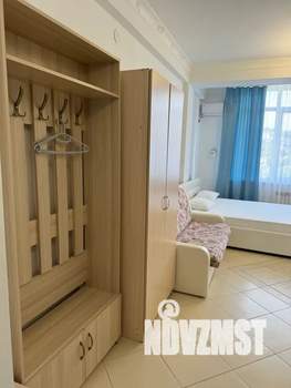 Студия квартира, посуточно, 23м2, 5/7 этаж