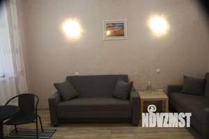 Студия квартира, посуточно, 30м2, 1/3 этаж