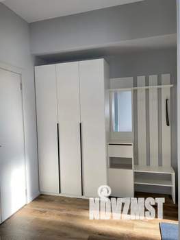 Студия квартира, посуточно, 44м2, 1/12 этаж