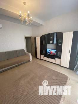 1-к квартира, посуточно, 38м2, 7/13 этаж