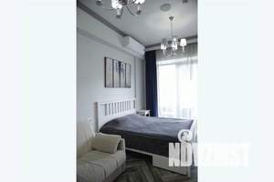 1-к квартира, посуточно, 35м2, 3/27 этаж