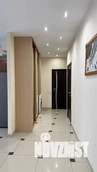 4-к квартира, посуточно, 180м2, 2/3 этаж