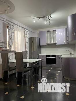 2-к квартира, посуточно, 85м2, 1/5 этаж