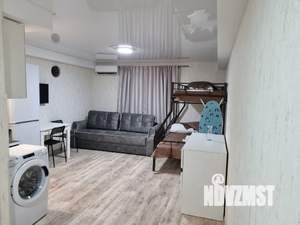 Студия квартира, посуточно, 30м2, 1/6 этаж