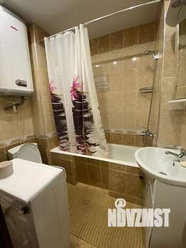 Студия квартира, посуточно, 33м2, 1/8 этаж