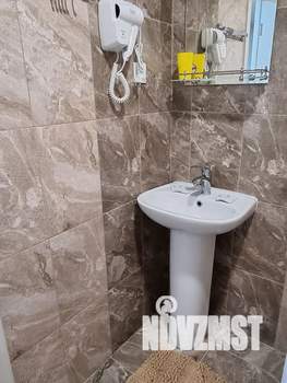 Студия квартира, посуточно, 17м2, 1/6 этаж
