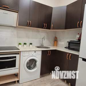 2-к квартира, посуточно, 38м2, 4/5 этаж