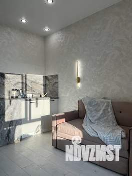 Студия квартира, посуточно, 18м2, 13/20 этаж