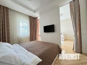 1-к квартира, посуточно, 55м2, 1/4 этаж