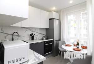 1-к квартира, посуточно, 35м2, 4/12 этаж