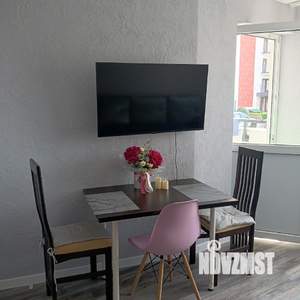 1-к квартира, посуточно, 38м2, 1/13 этаж