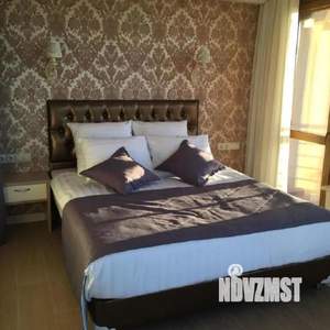 3-к квартира, посуточно, 60м2, 1/1 этаж