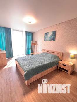 Студия квартира, посуточно, 35м2, 19/22 этаж