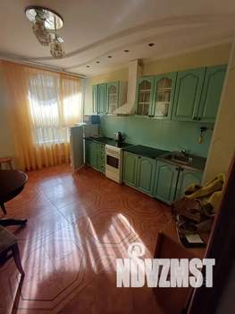 2-к квартира, посуточно, 50м2, 1/16 этаж