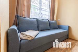 2-к квартира, посуточно, 42м2, 3/5 этаж