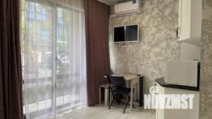 Студия квартира, посуточно, 25м2, 1/3 этаж