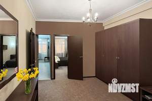 2-к квартира, посуточно, 70м2, 1/1 этаж