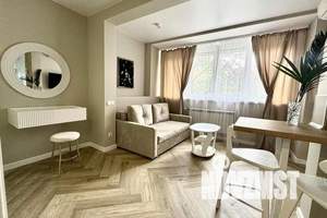 1-к квартира, посуточно, 40м2, 1/10 этаж