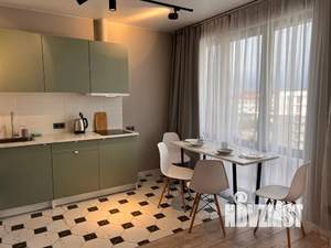 Студия квартира, посуточно, 40м2, 8/11 этаж