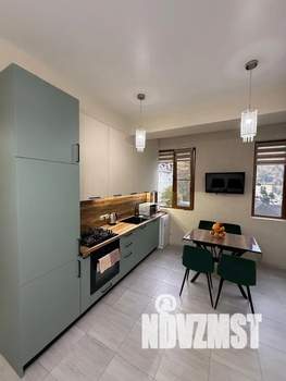 1-к квартира, посуточно, 48м2, 3/6 этаж