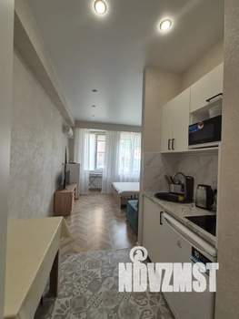 Студия квартира, посуточно, 22м2, 1/10 этаж
