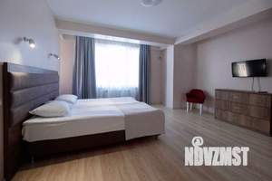 1-к квартира, посуточно, 100м2, 1/1 этаж