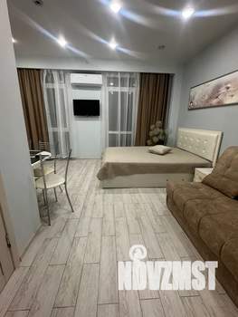 Студия квартира, посуточно, 28м2, 5/10 этаж