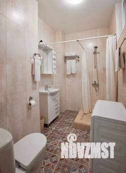 Студия квартира, посуточно, 48м2, 2/6 этаж