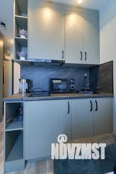 Студия квартира, посуточно, 14м2, 1/5 этаж