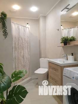Студия квартира, посуточно, 30м2, 1/10 этаж